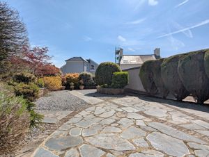 Photo 16- click for photo gallery